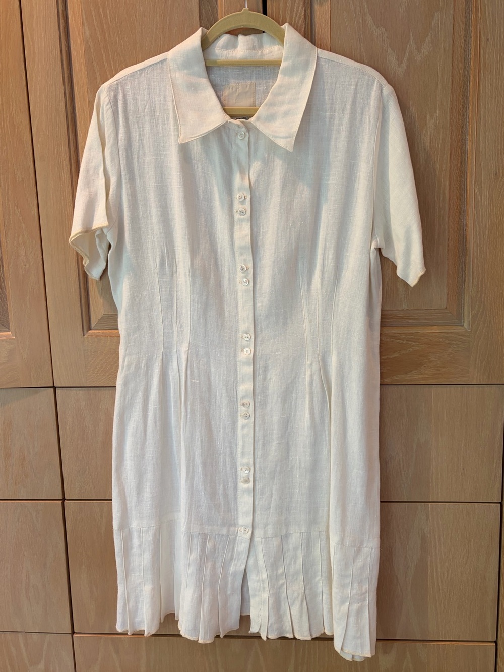Cream Linen Button-Front Short Sleeve Dress with Pleated Detail